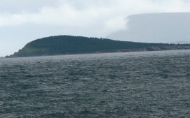 There are many small, off-shore islands around Cape Breton.