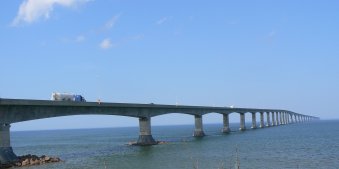 This is the PEI bridge, which is 13 km from New Brunswick.