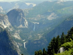 A view of Stairway Falls from the Glacier Point overlook.